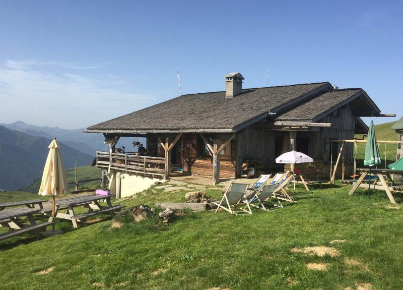 hebergement refuge de la croix de pierre hauteluce les saisies